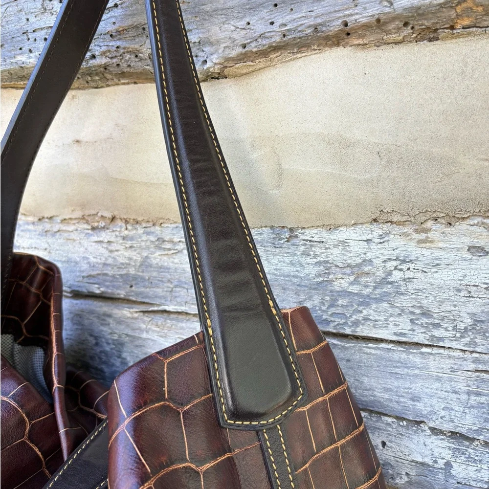 Dooney & Bourke Croc-Patterned Leather Shoulder Bag with Gold Toned Hardware - Picture 4 of 15